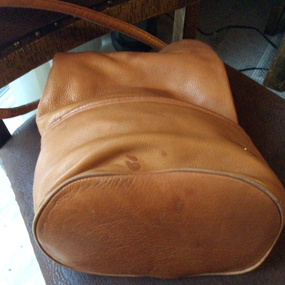 Pierre BALMAIN/ Vintage Pebbled Leather Crossbody Bucket Bag - Picture 6 of 7